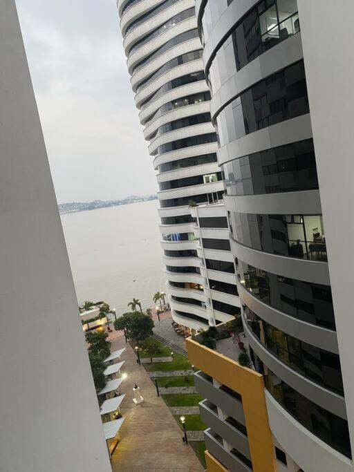Bellini Luxury - Puerto Santa Ana Apartment Guayaquil Bagian luar foto